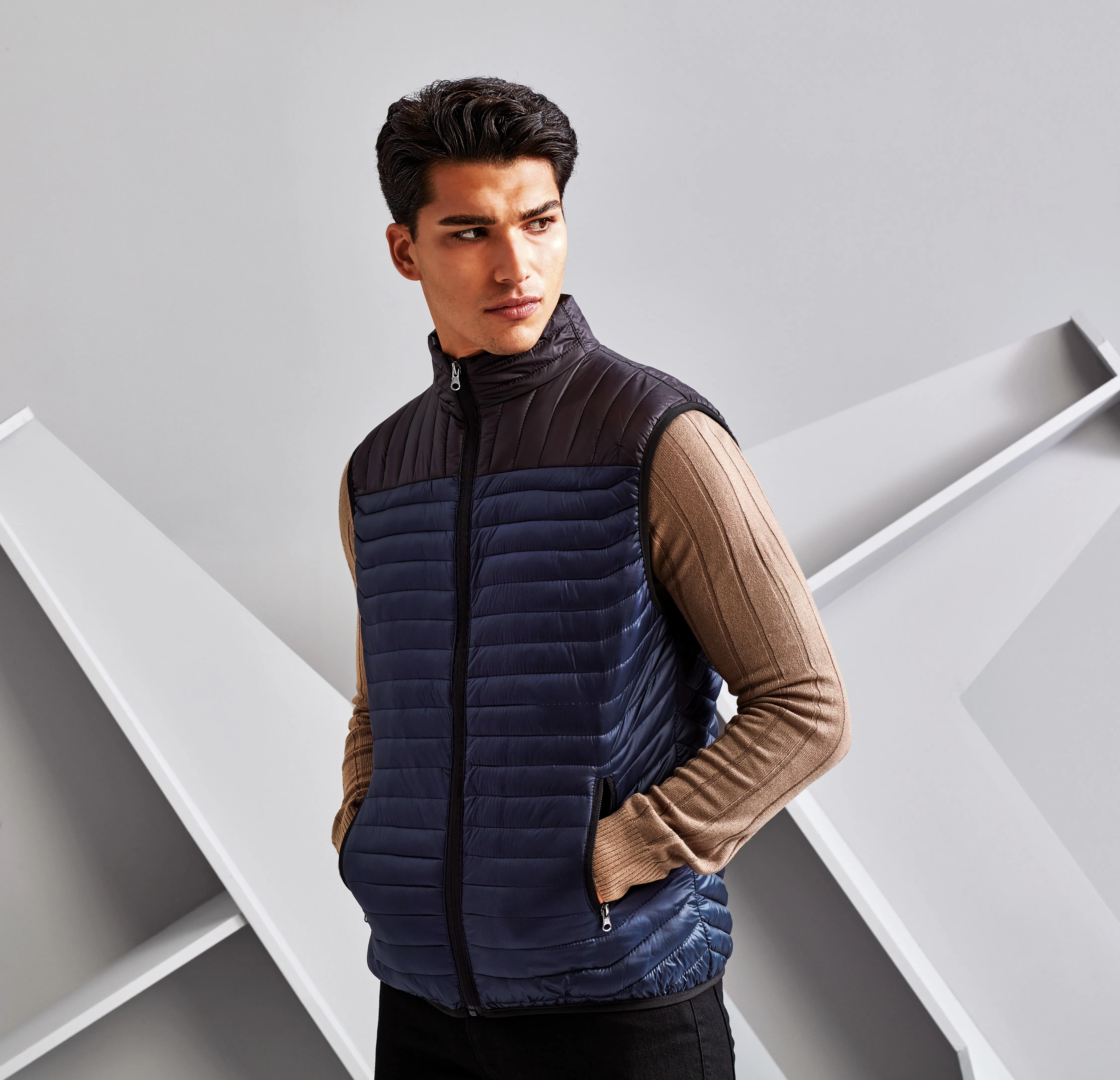 2786 Domain Two-Tone Gilet