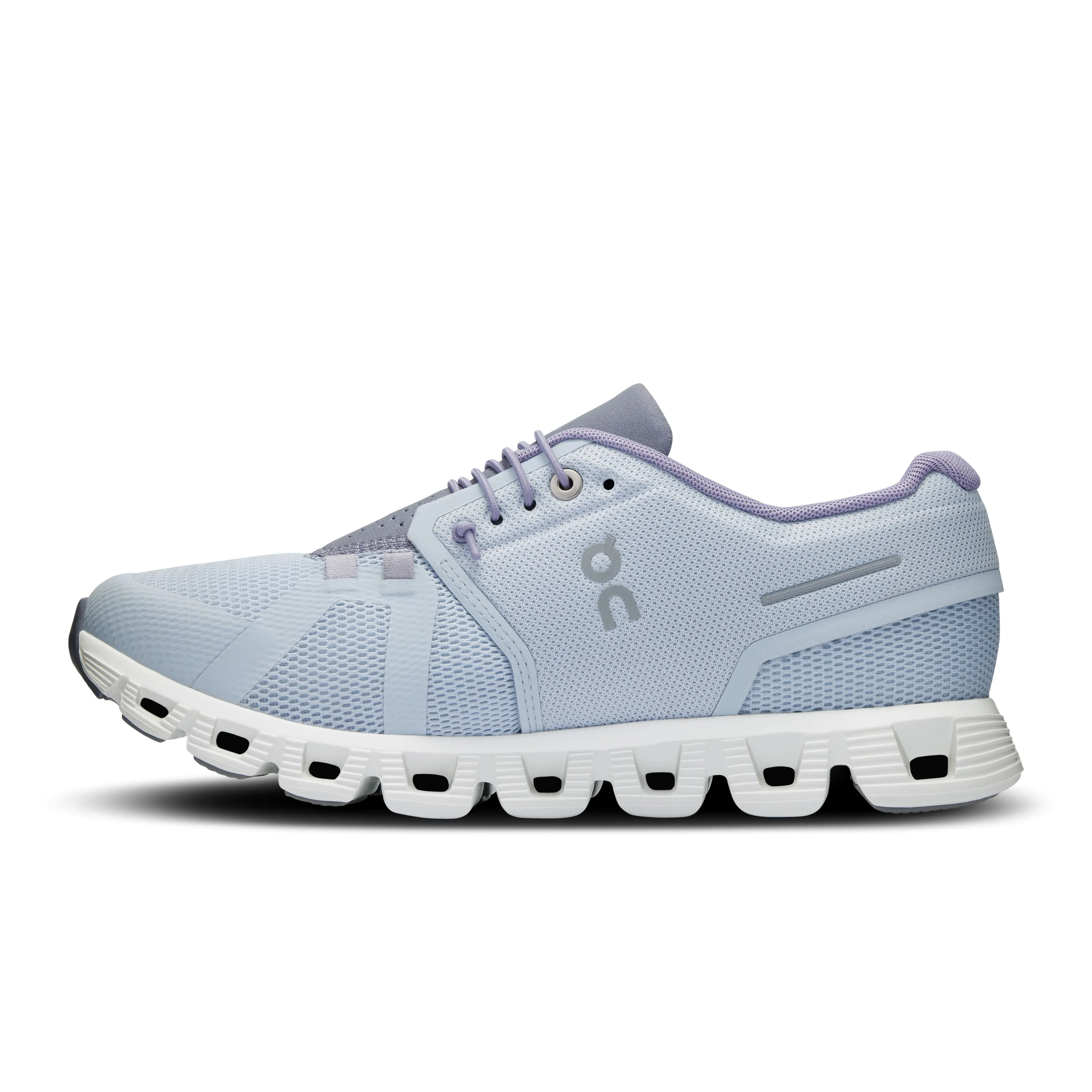 On Running Women's Cloud 5 Sneaker in Heather/Fossil