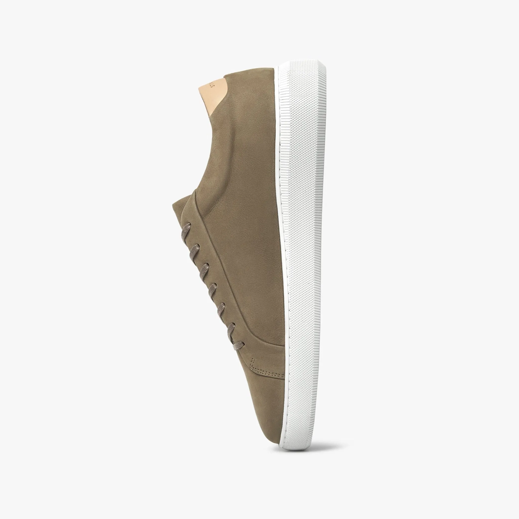 Series 8 Clay Nubuck Mens