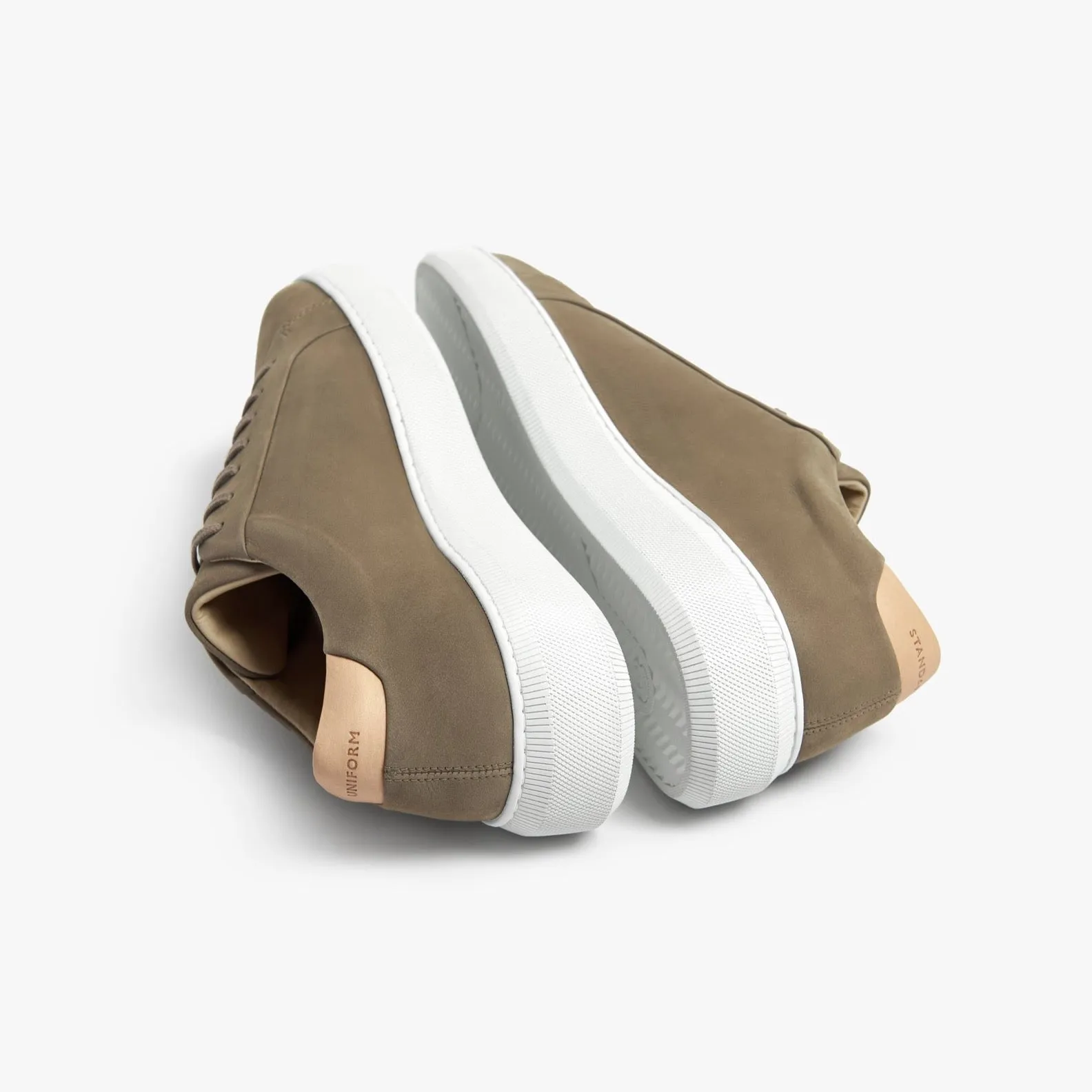 Series 8 Clay Nubuck Mens