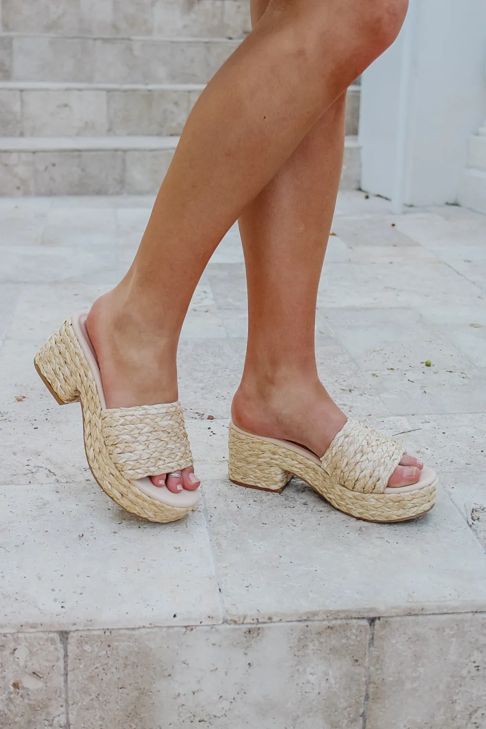 The Isla Raffia Platform Heel Slide Sandal - Natural